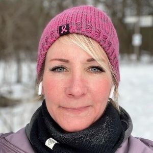 Meet your Posher, Debbie